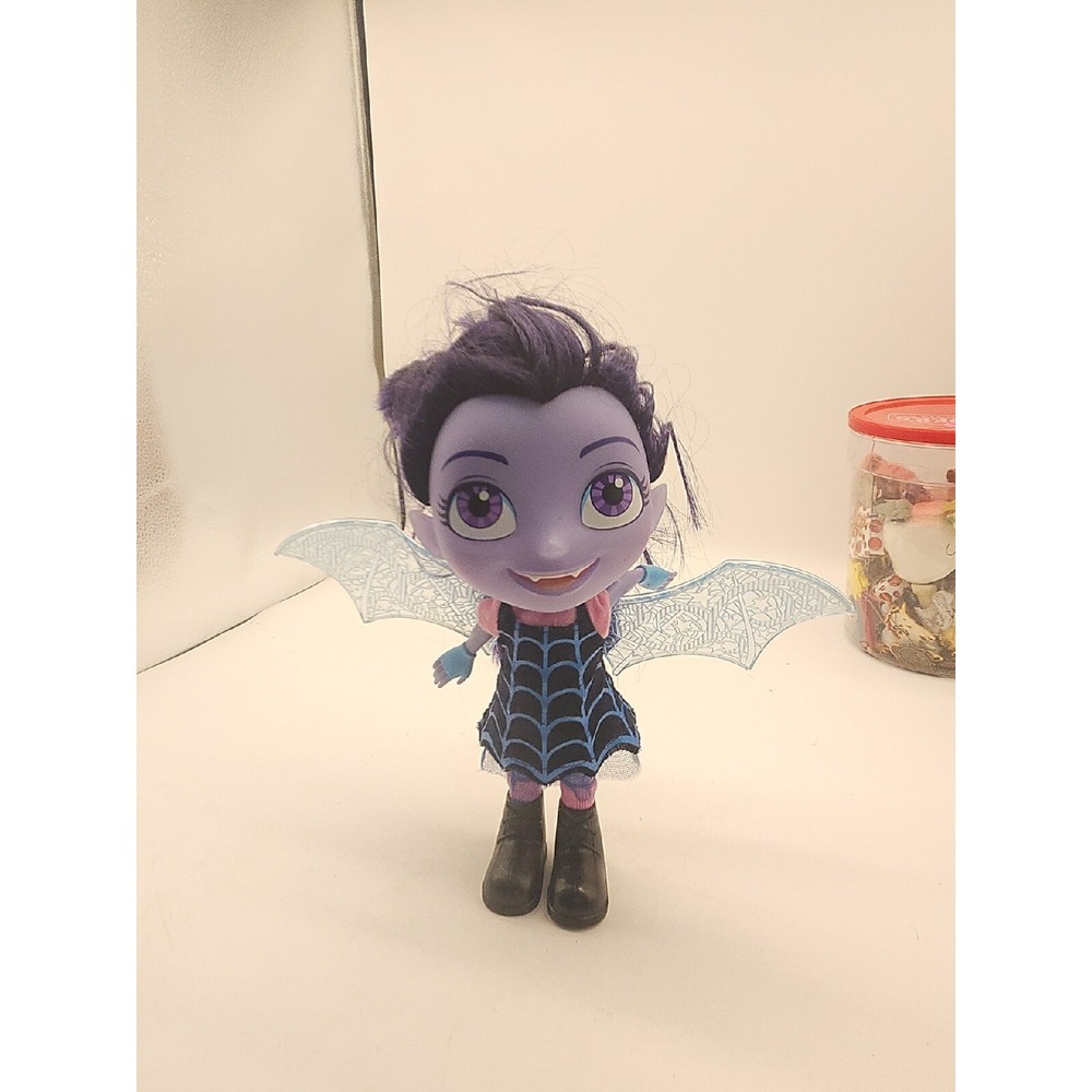 Disney Vampirina Bat Tastic Lets Fly Pop Up Wings 11"